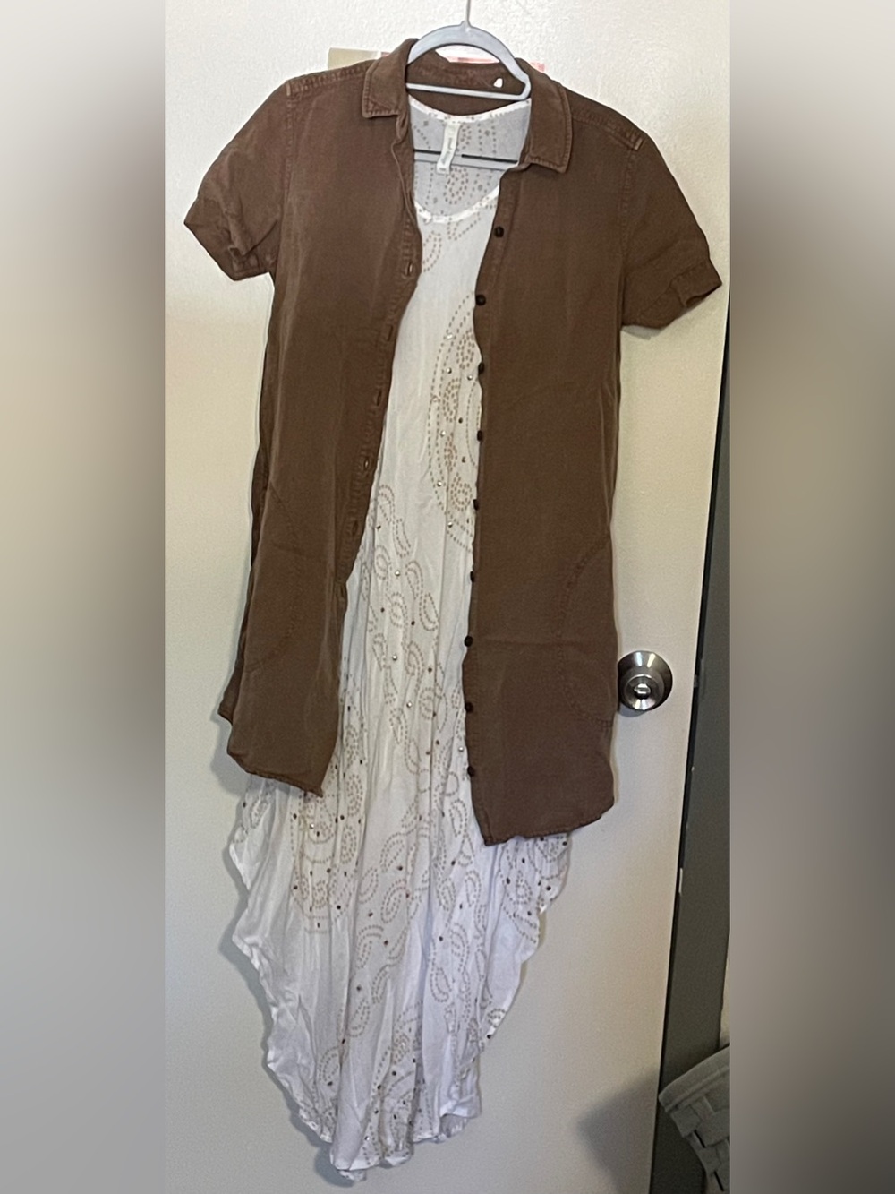 Womens 2 for 1 summer dresses OS Cool Change beach & a linen button up size S/M